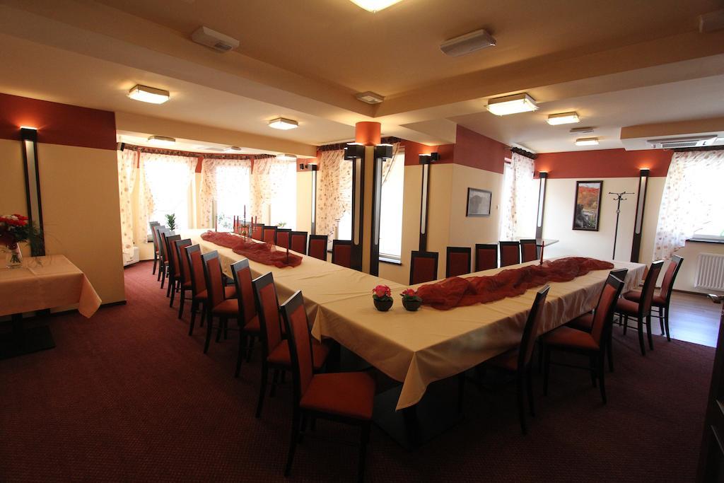 Hotel Na Rogatce Lublin Exterior photo