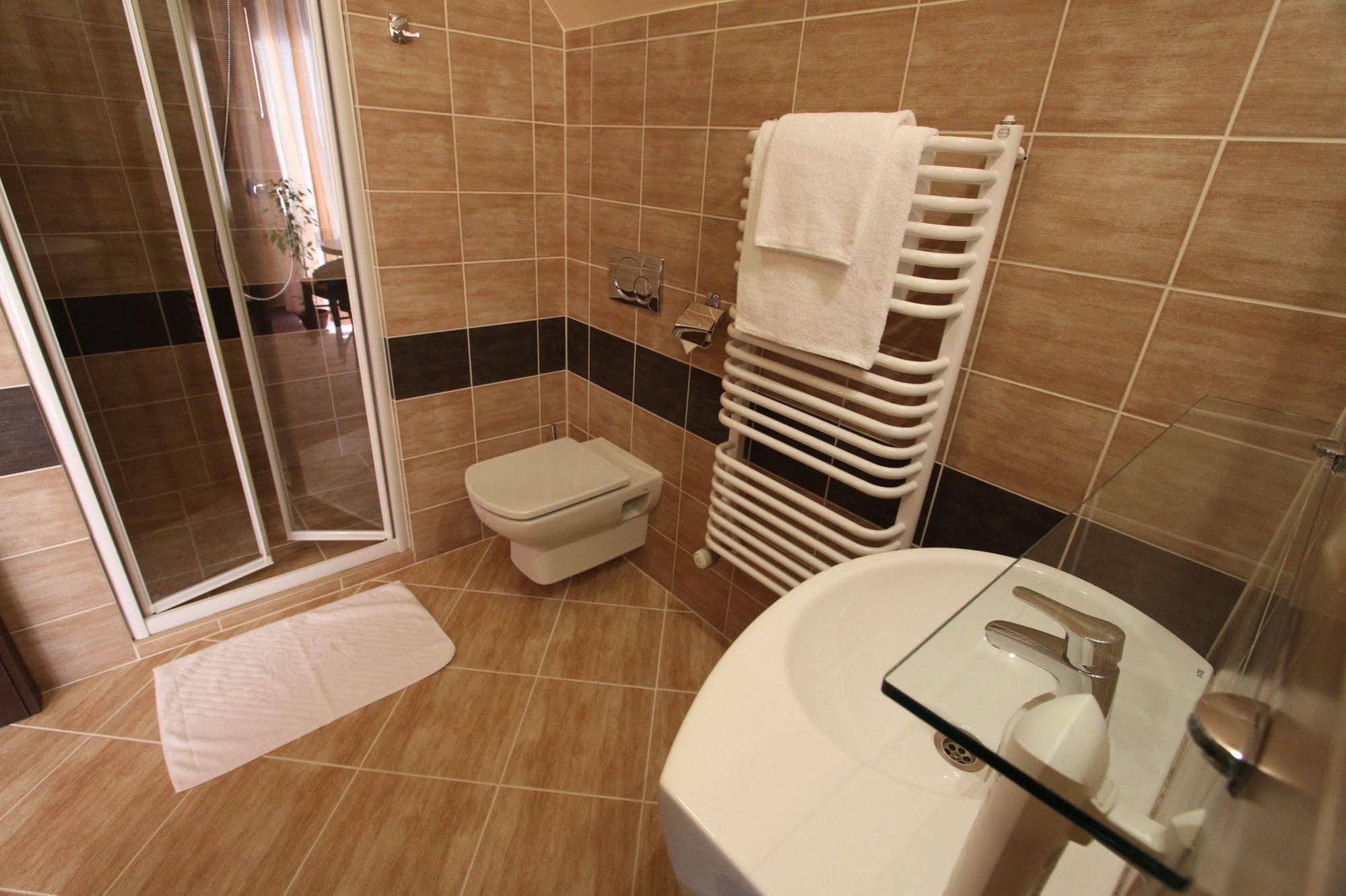 Hotel Na Rogatce Lublin Exterior photo